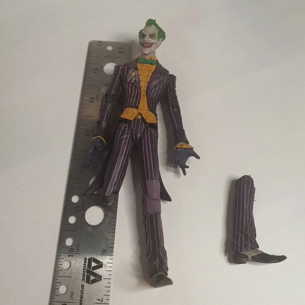 DC Batman 6.5' The Dark Knight Arkham Asylum Joker 7' Action Figure Broken Leg‎